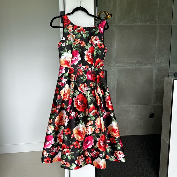 Chicwish Floral A-Line Dress - Picture 1 of 3